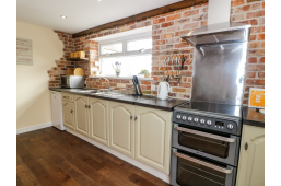 Kitchen area (right hand side)